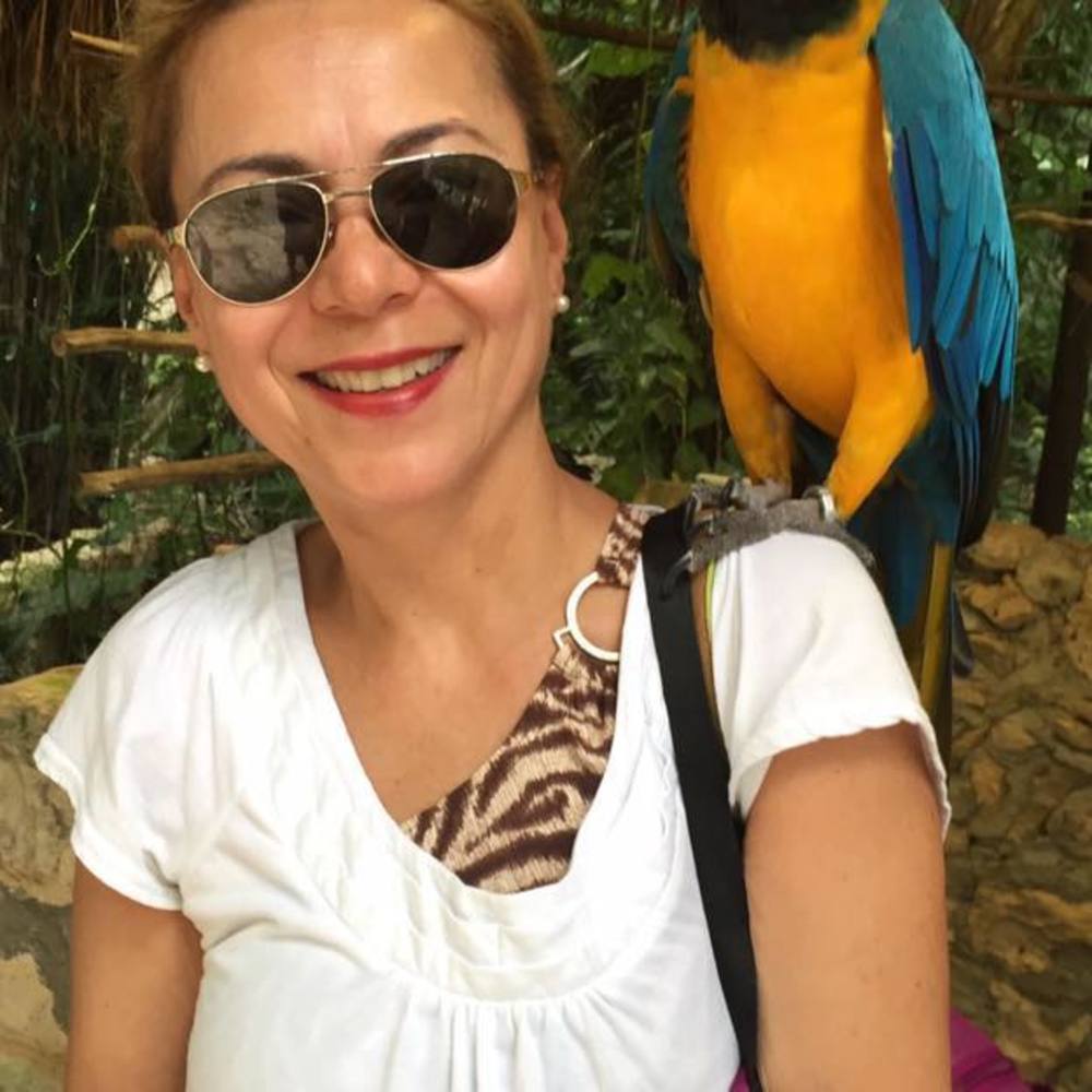 Meet your Posher, Maria